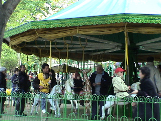 garnier-carrousel.JPG