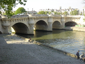 paris-bridges.JPG