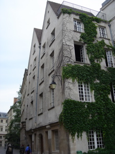Hotel de Maubuisson ©2008 Chris Card Fuller